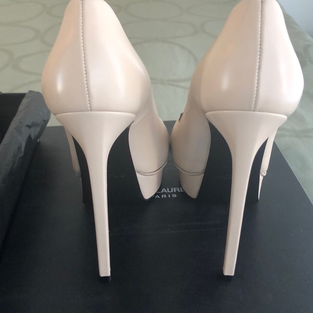 New YSL Janis pumps, never worn - Picture 4 of 8